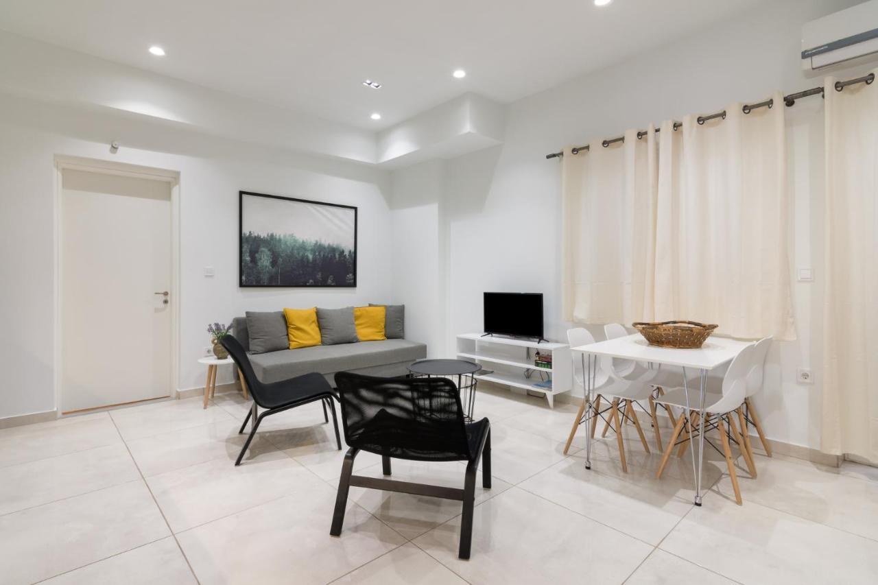Classic One Bedroom Apartment B Athena Bagian luar foto